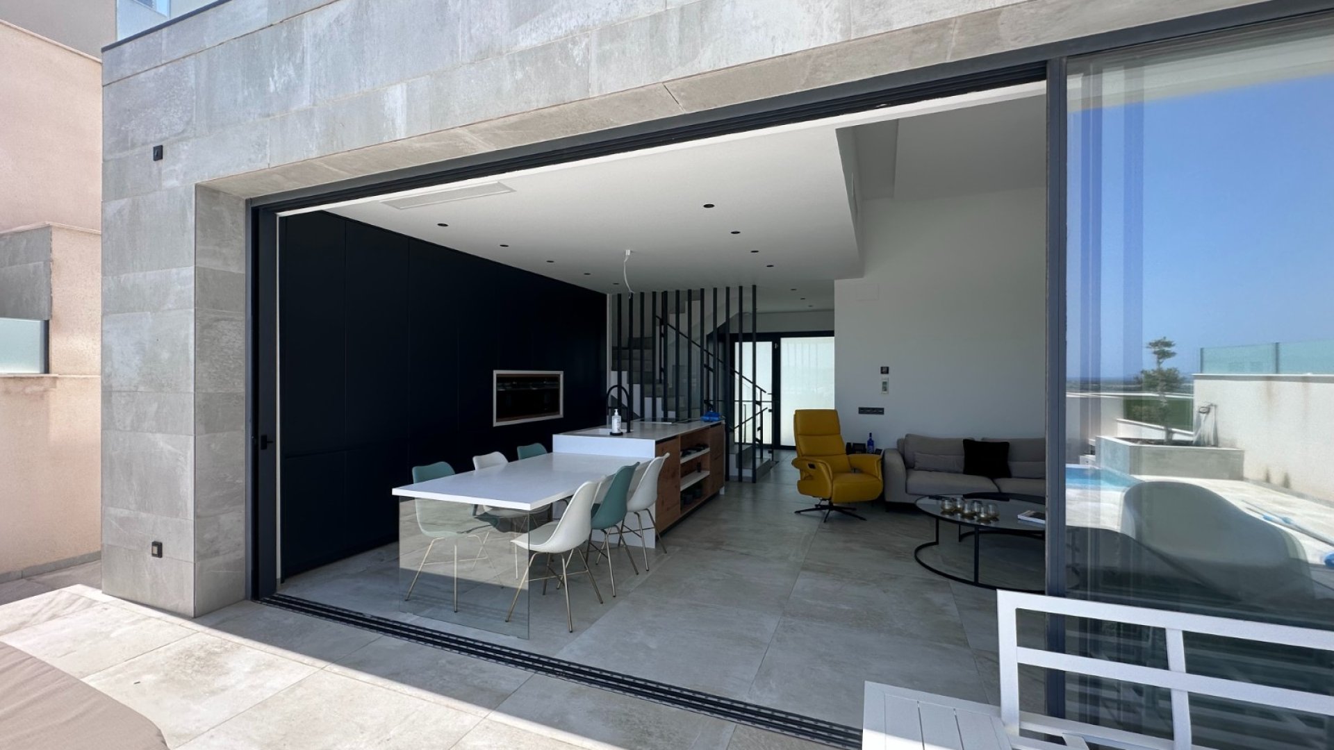 Resale - Villa -
Rojales