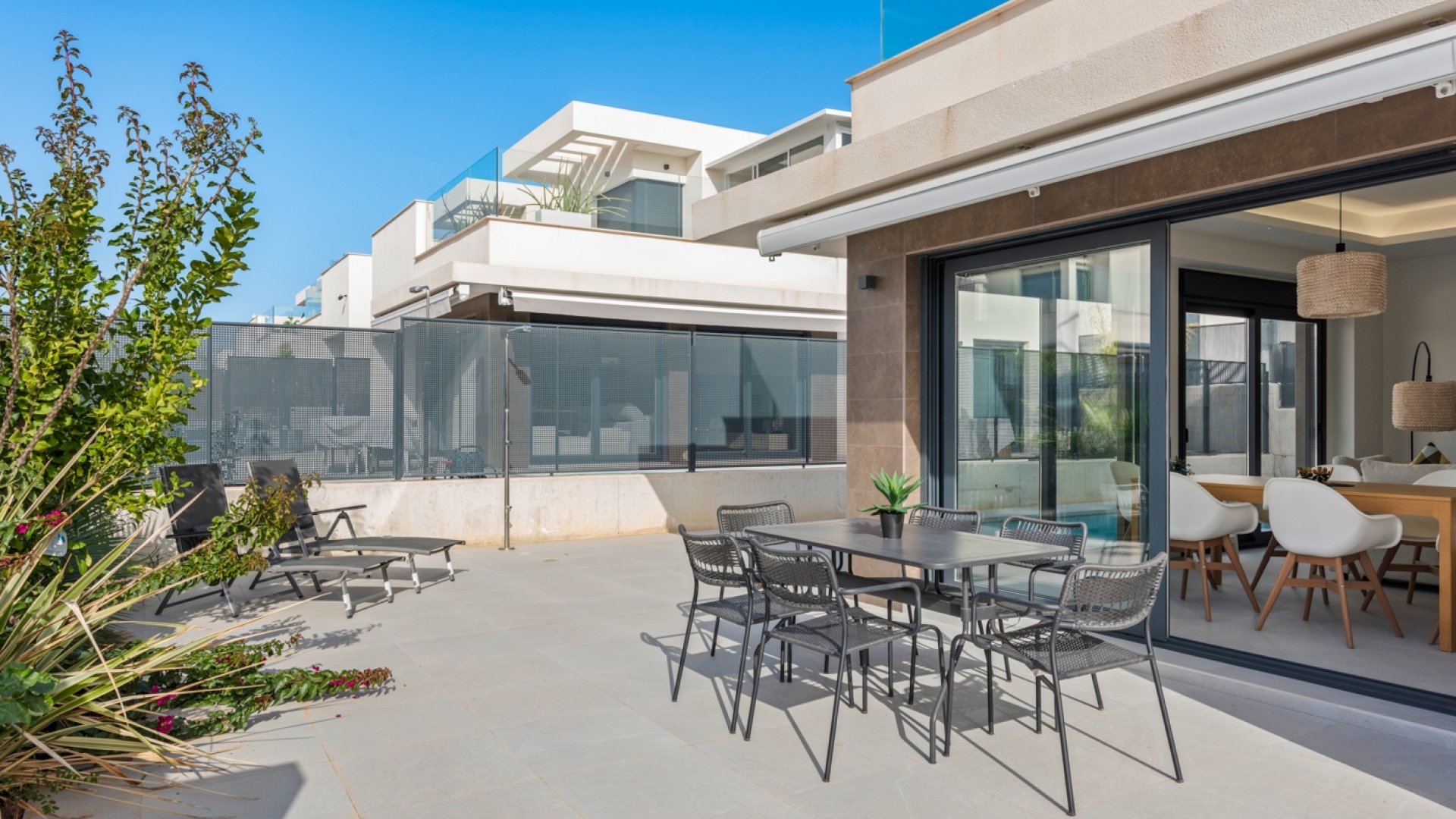 Resale - Villa -
San Fulgencio - La Marina