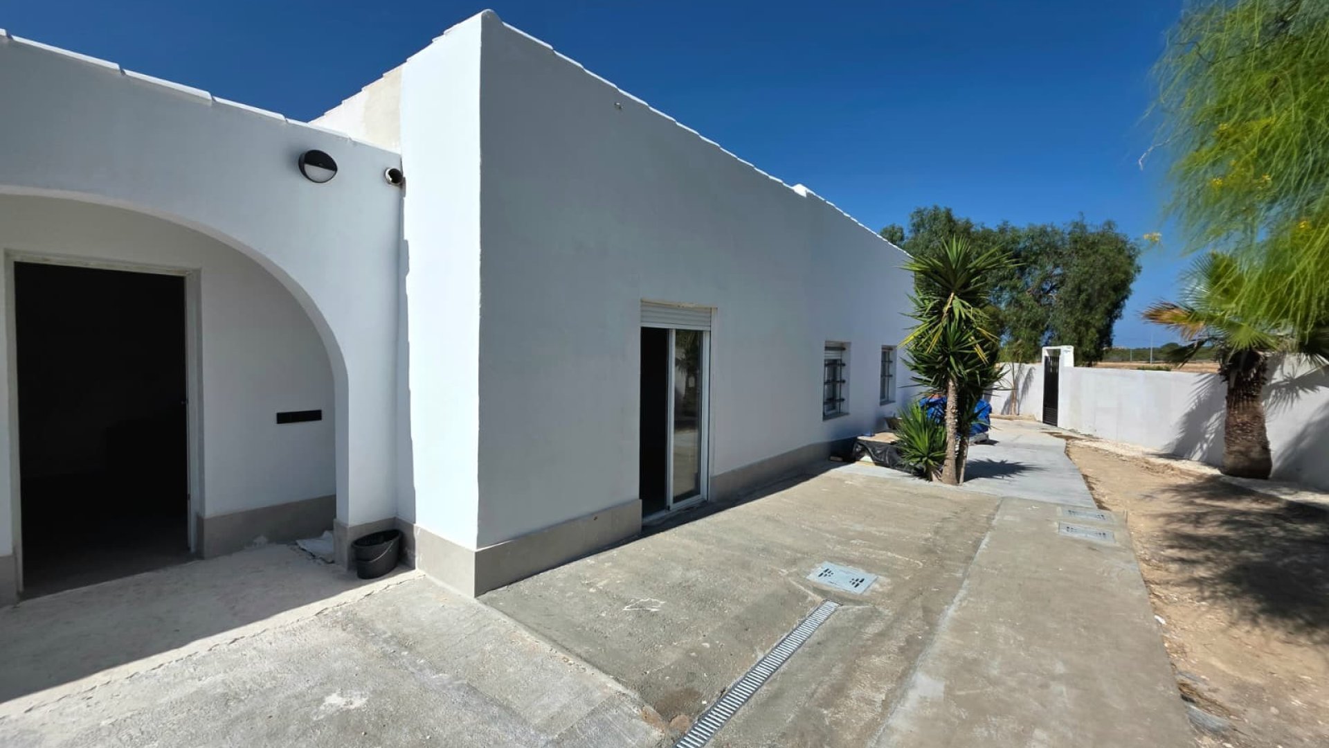 Resale - Villa -
San Fulgencio - La Marina