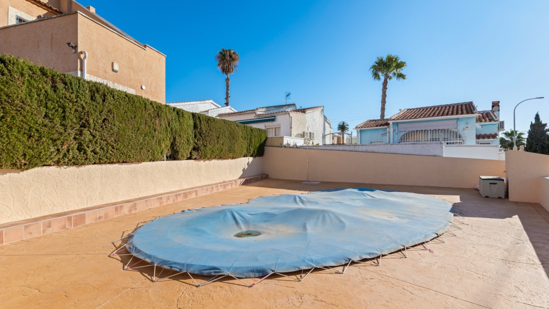 Resale - Villa -
San Fulgencio - La Marina