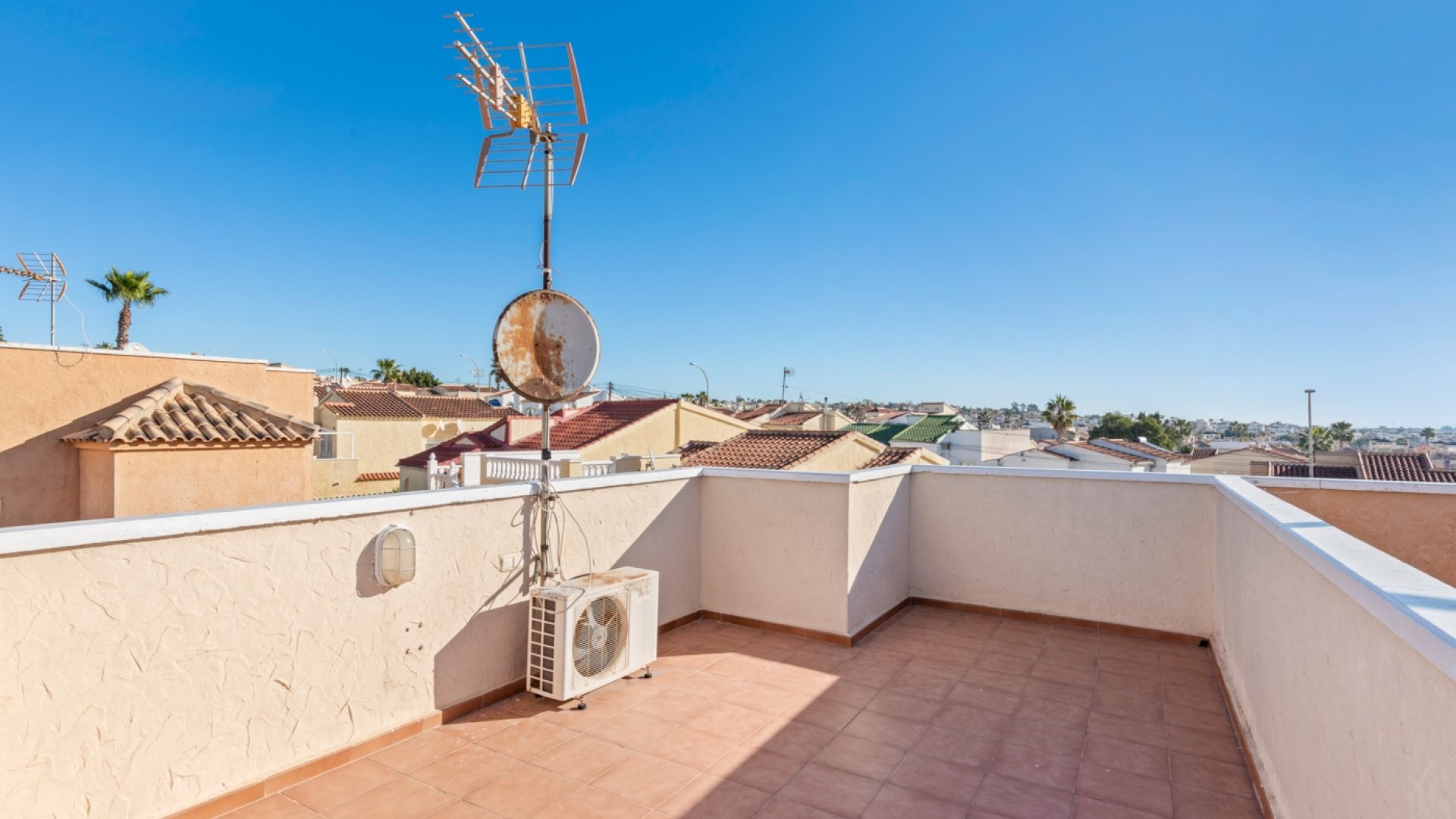 Resale - Villa -
San Fulgencio - La Marina