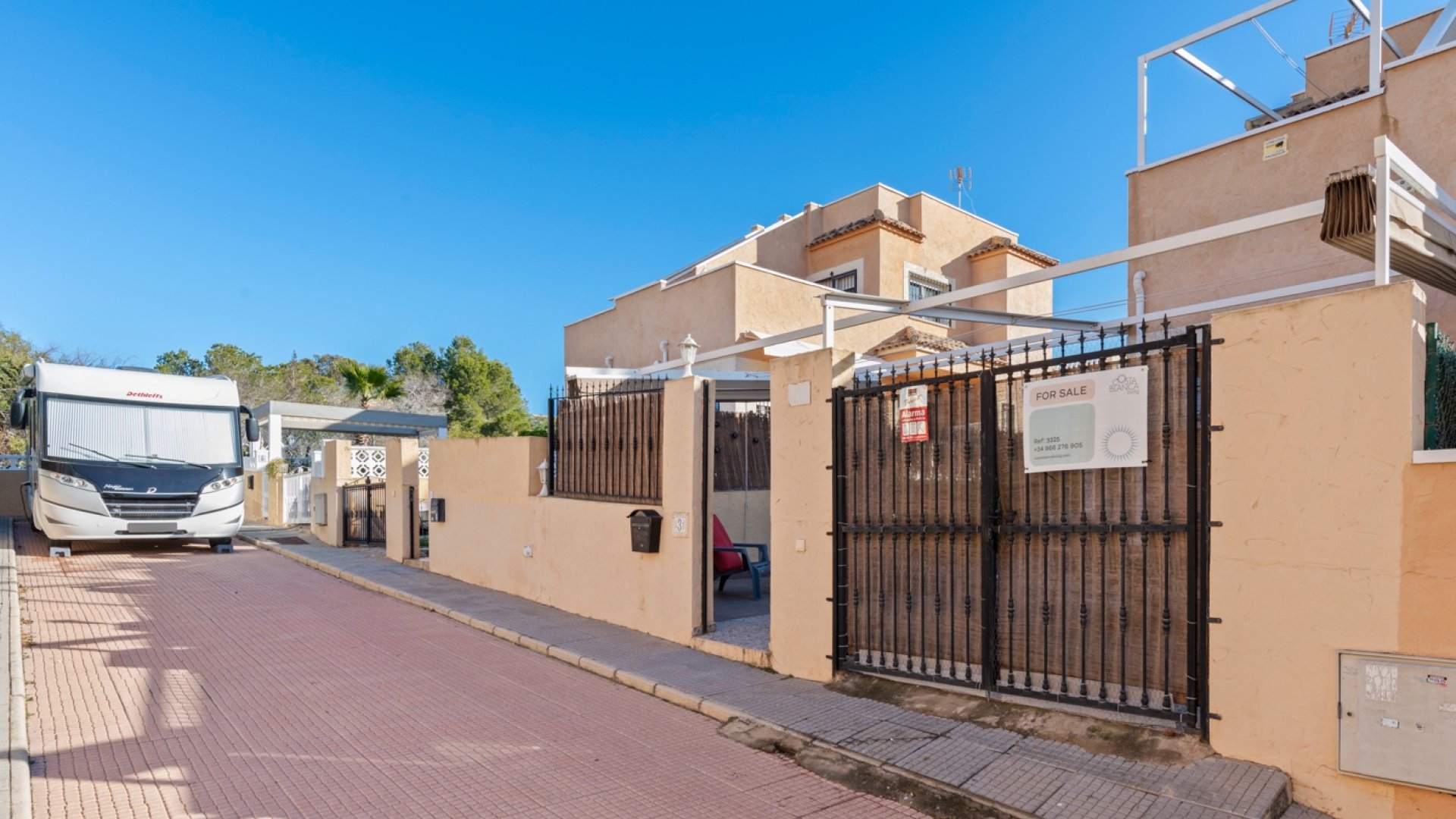 Resale - Villa -
San Fulgencio - La Marina