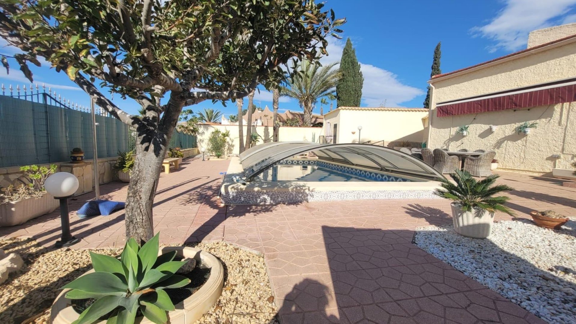Resale - Villa -
San Fulgencio - Urbanización La Marina