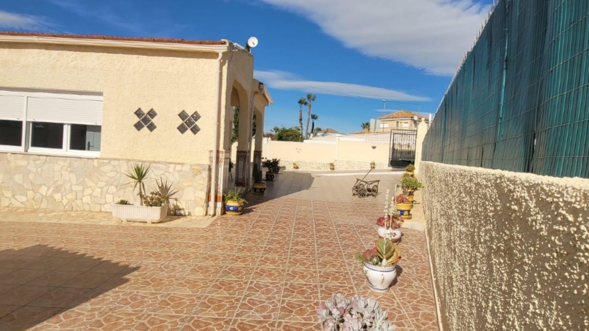 Resale - Villa -
San Fulgencio - Urbanización La Marina