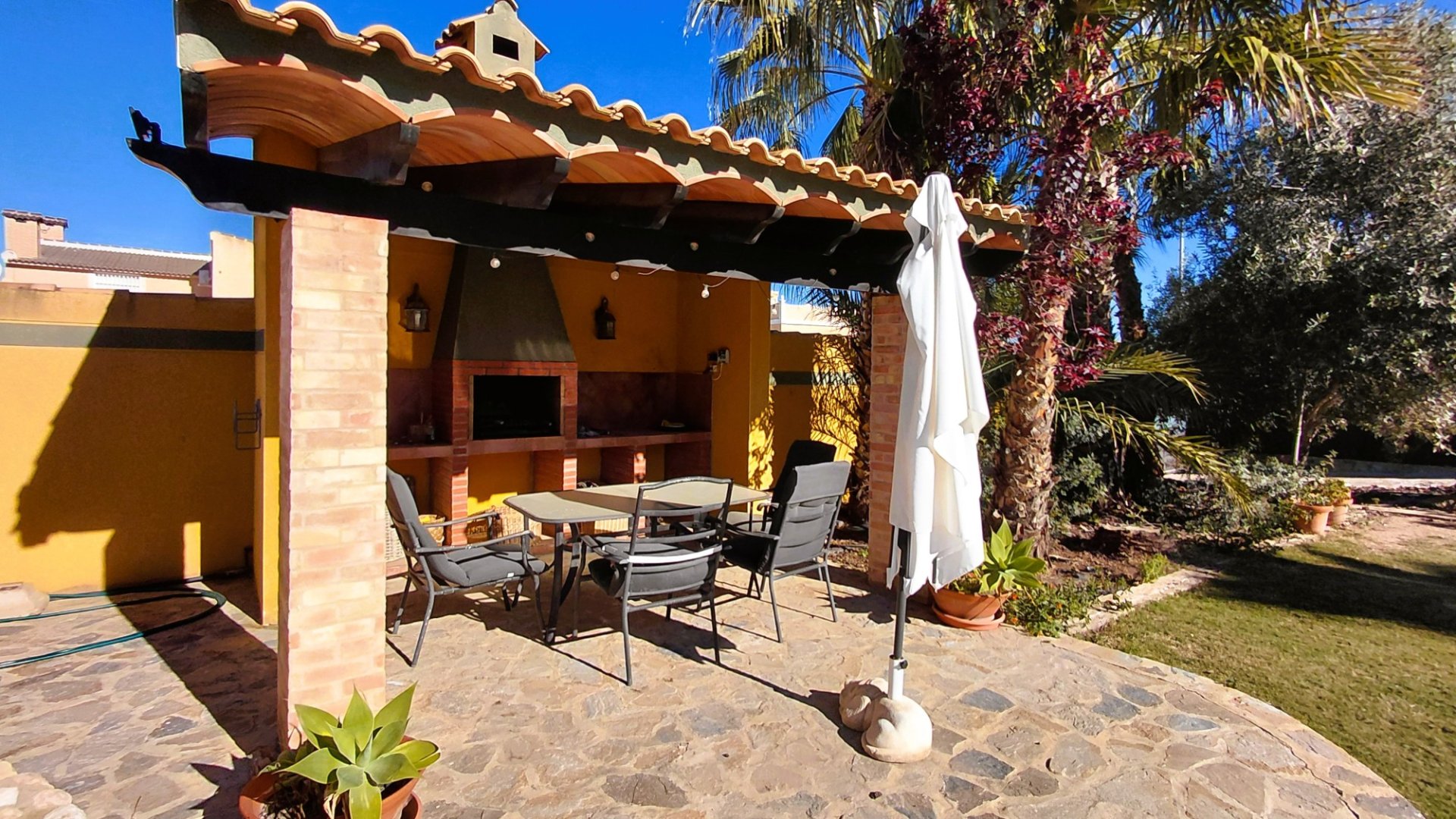Resale - Villa -
San Fulgencio
