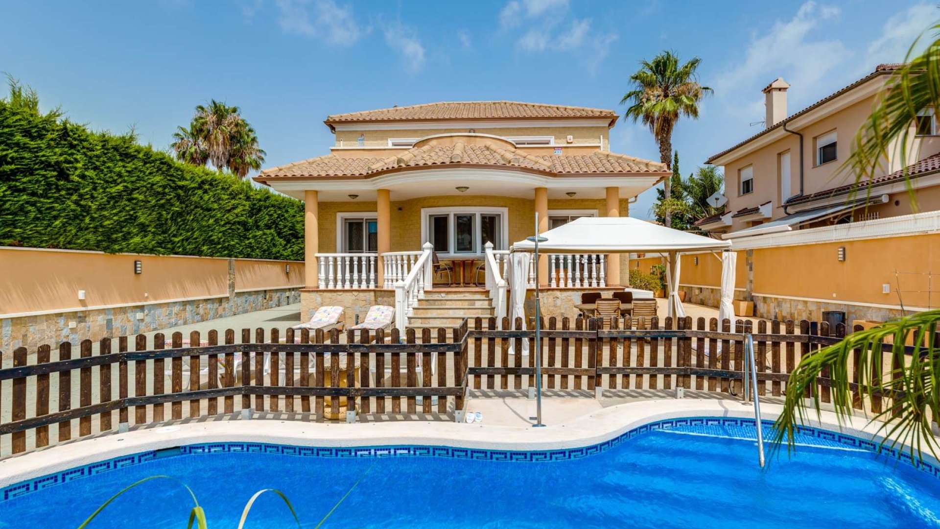 Resale - Villa -
San Javier