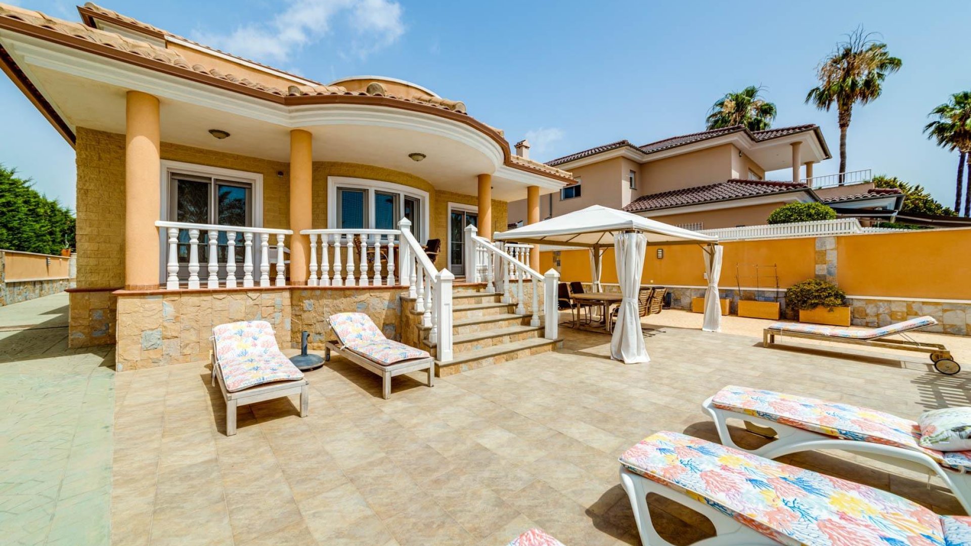 Resale - Villa -
San Javier