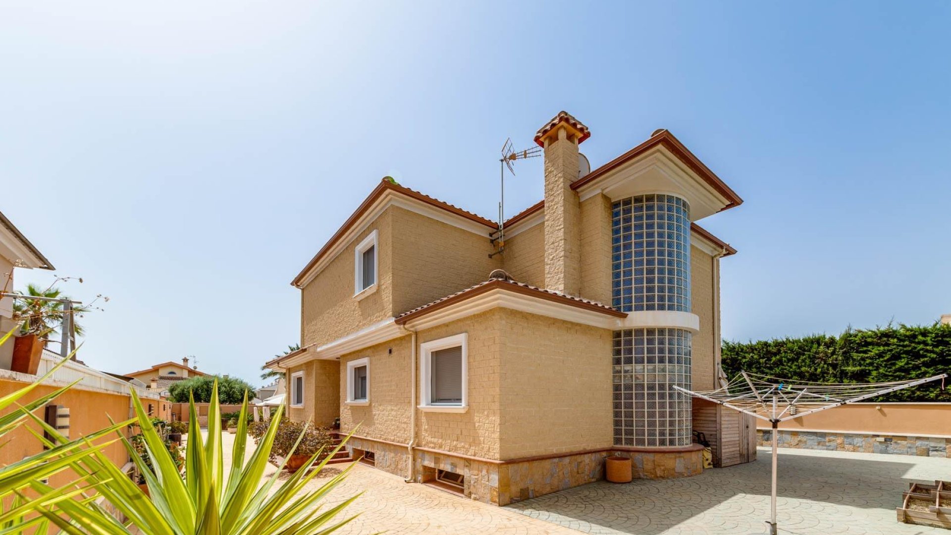 Resale - Villa -
San Javier