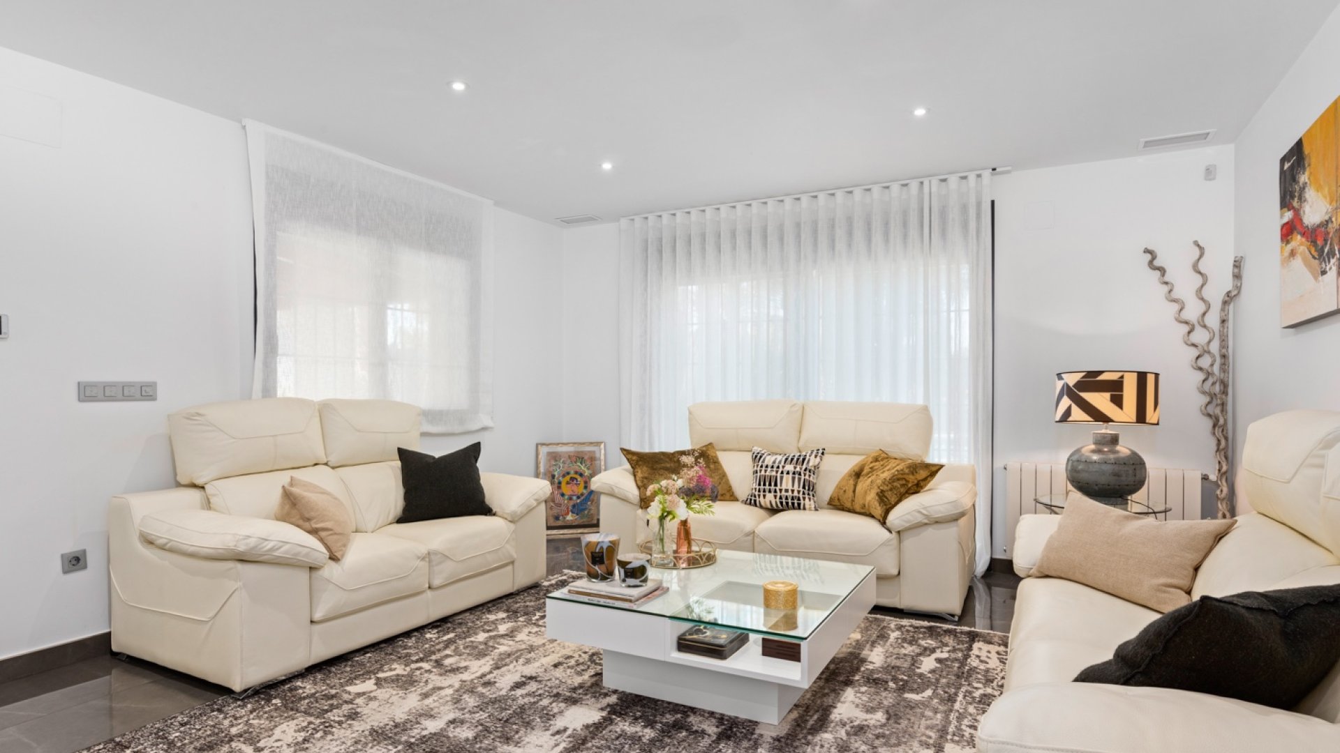Resale - Villa -
San Juan - Frank Espinós