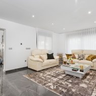Resale - Villa -
San Juan - Frank Espinós