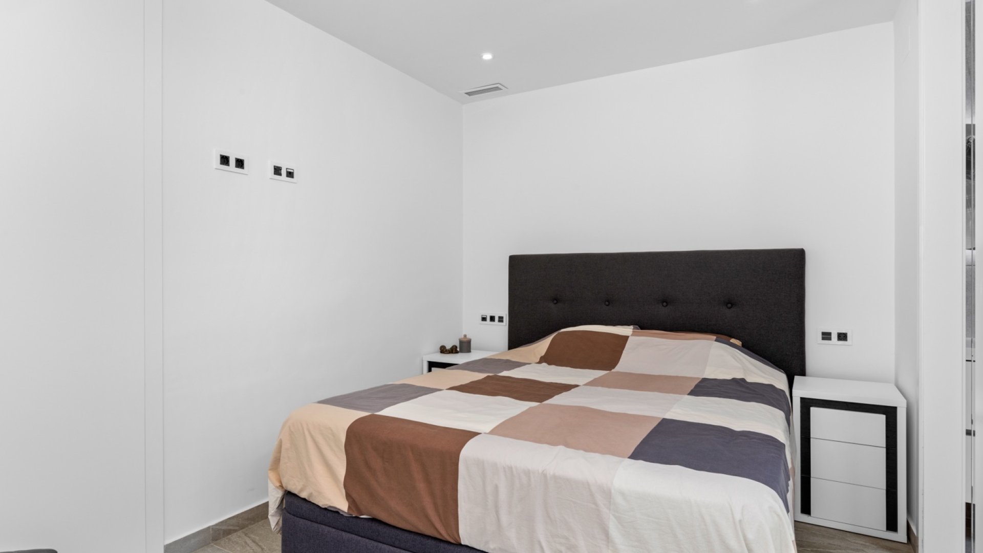 Resale - Villa -
San Miguel de Salinas - Costa Blanca South