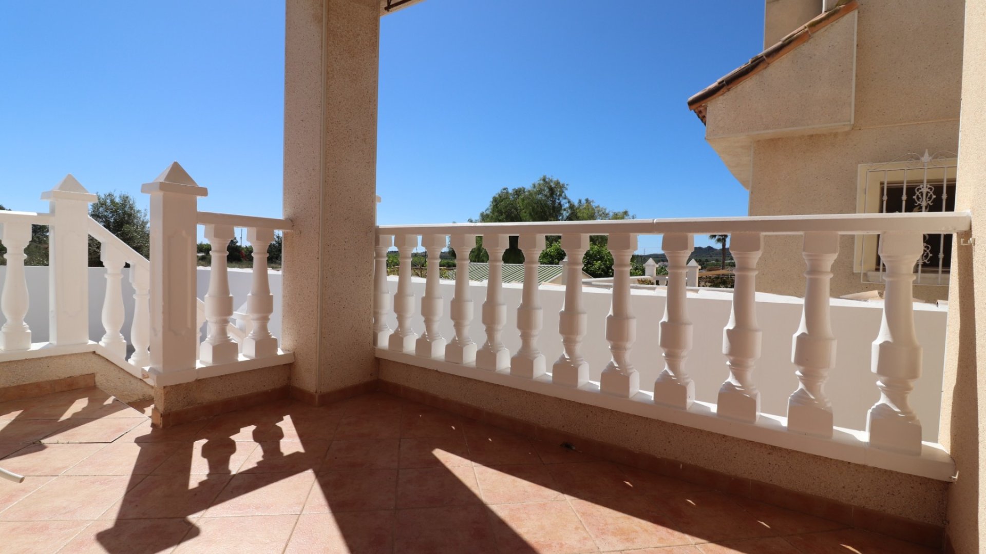 Resale - Villa -
San Miguel de Salinas - Lake View Mansions
