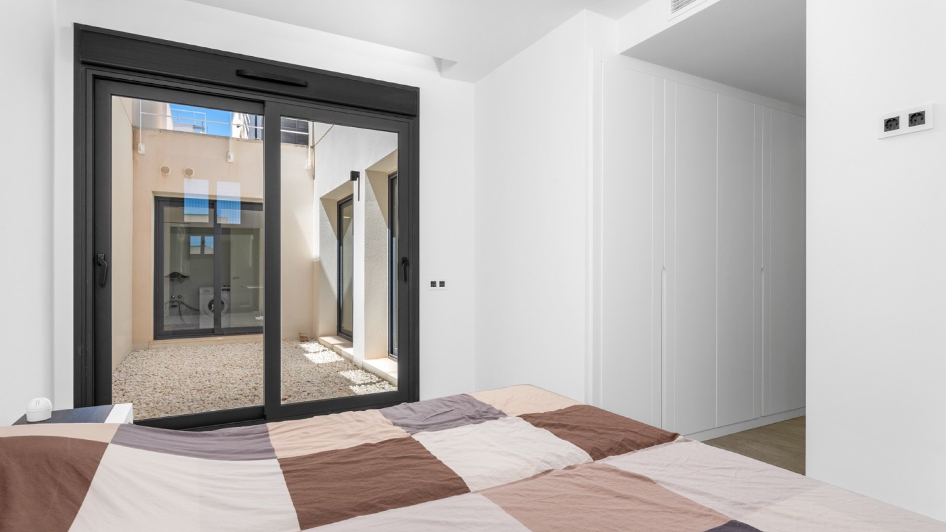 Resale - Villa -
San Miguel de Salinas - Orihuela Costa