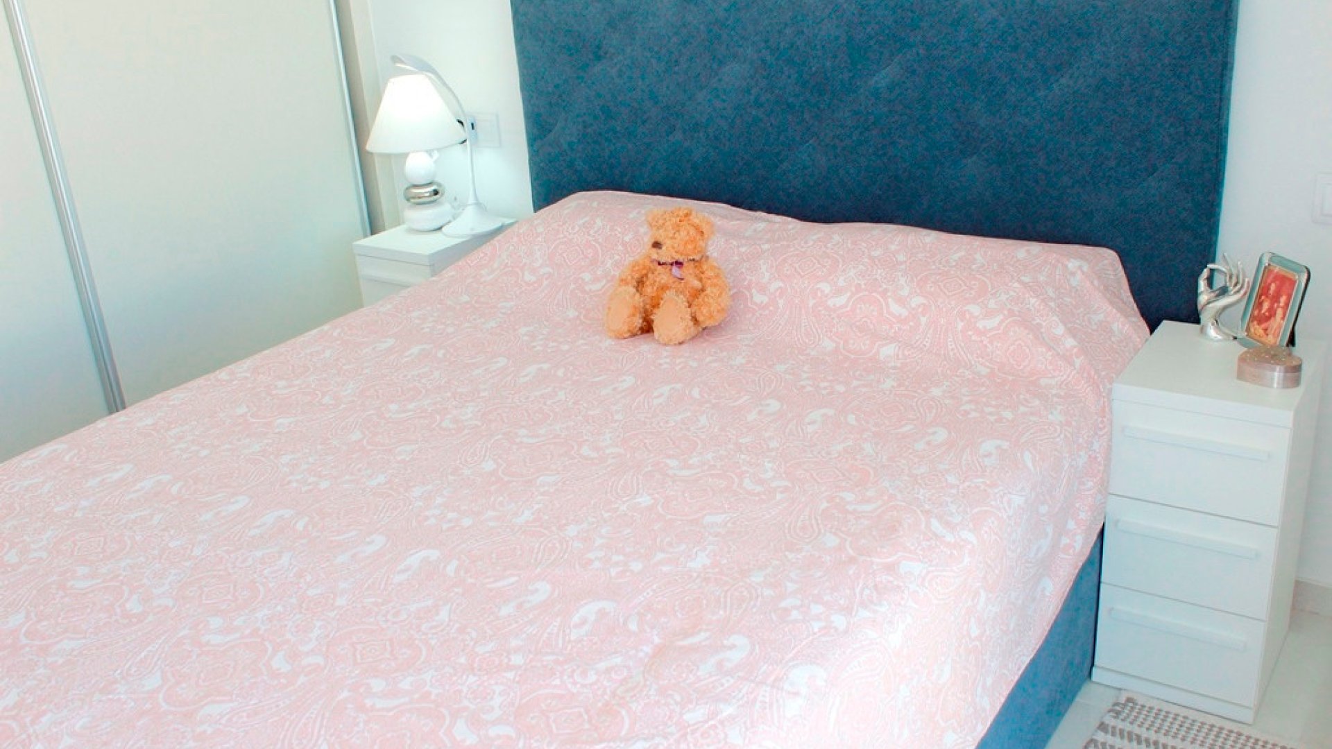 Resale - Villa -
San Miguel de Salinas