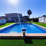 Resale - Villa -
San Miguel de Salinas