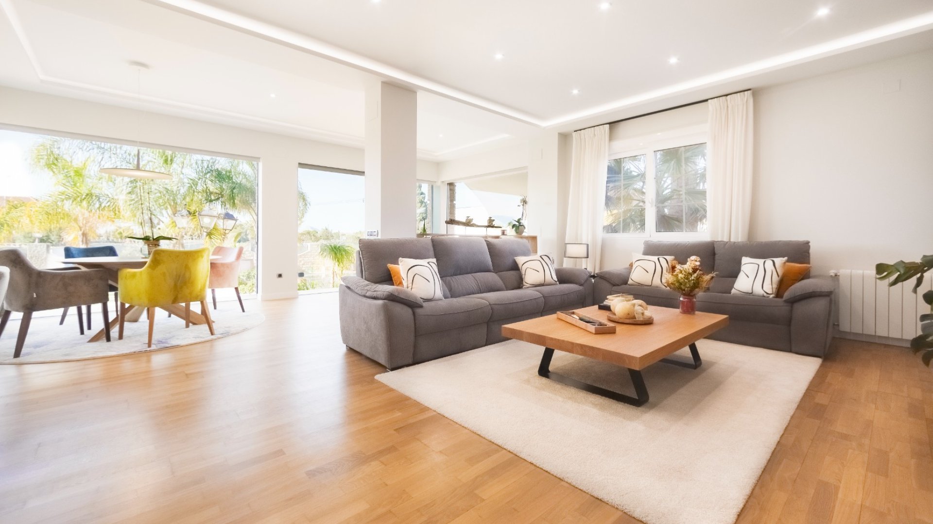 Resale - Villa -
San Vicente del Raspeig - Los Girasoles