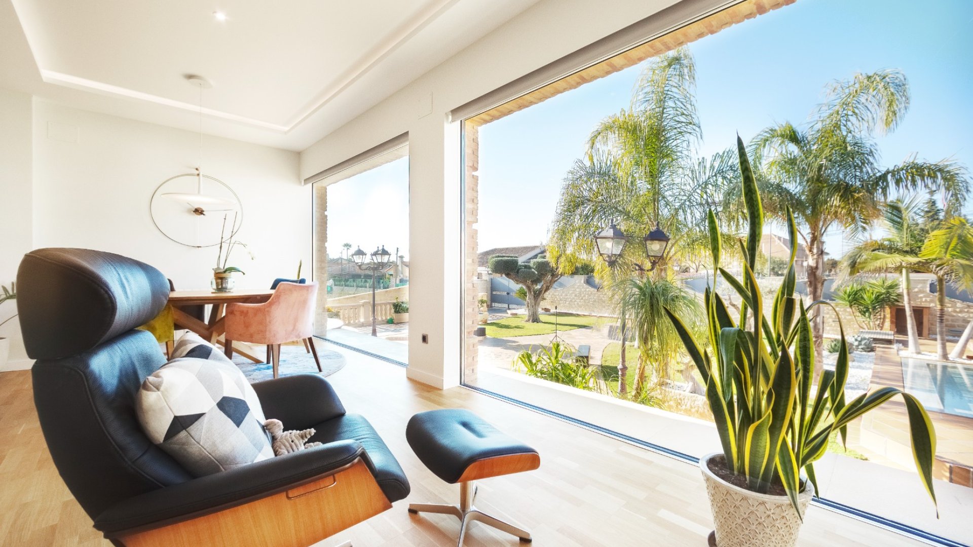 Resale - Villa -
San Vicente del Raspeig - Los Girasoles