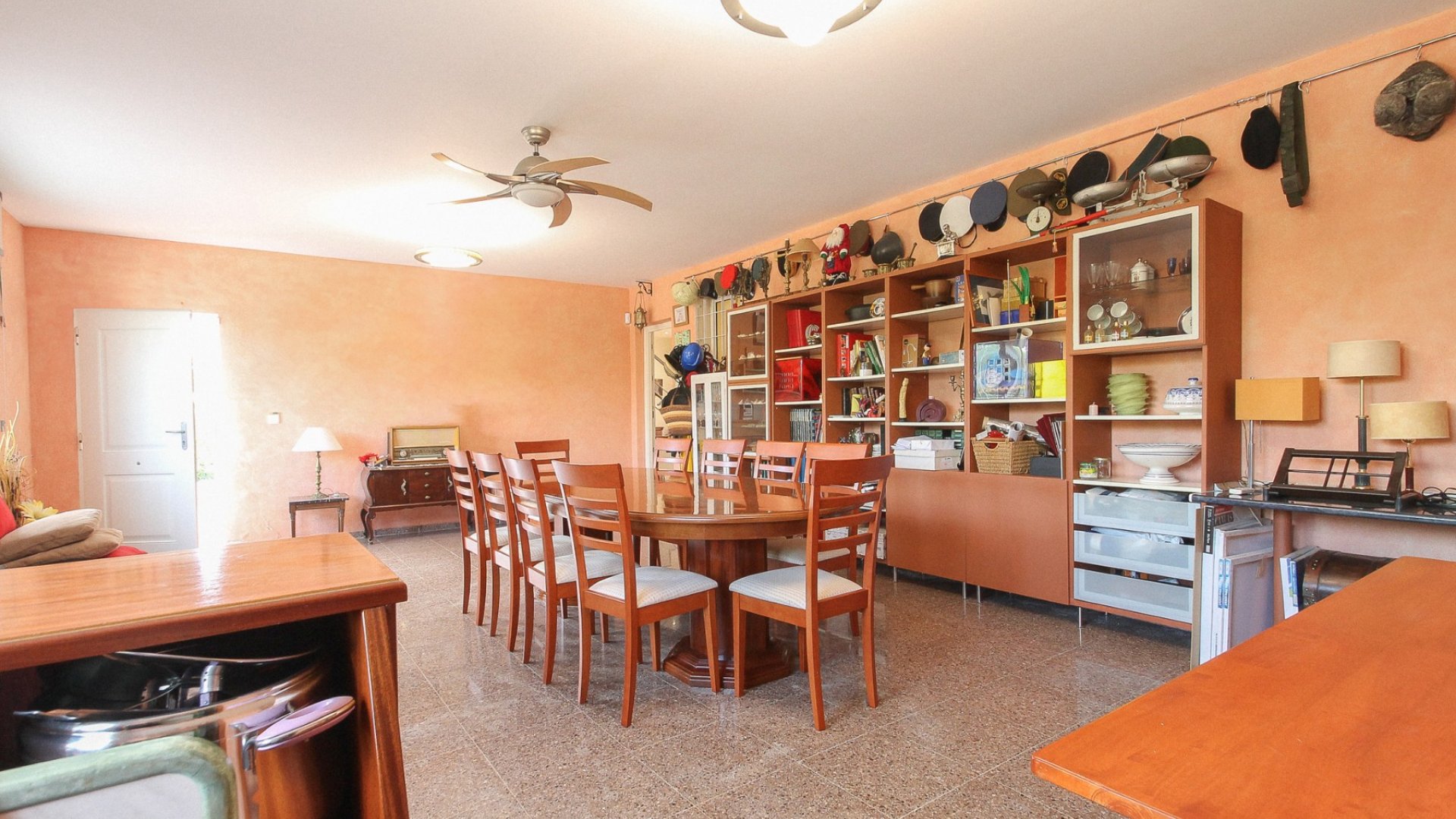 Resale - Villa -
San Vicente del Raspeig