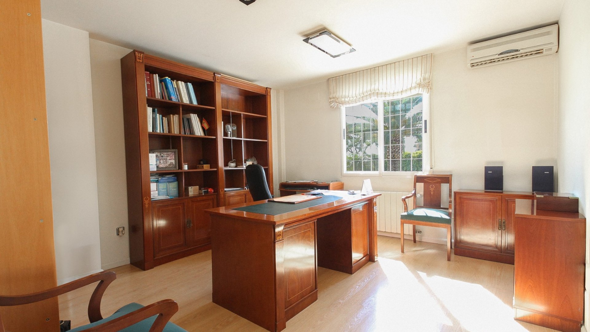 Resale - Villa -
San Vicente del Raspeig