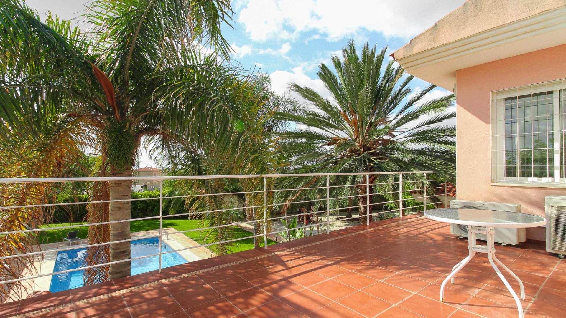 Resale - Villa -
San Vicente del Raspeig