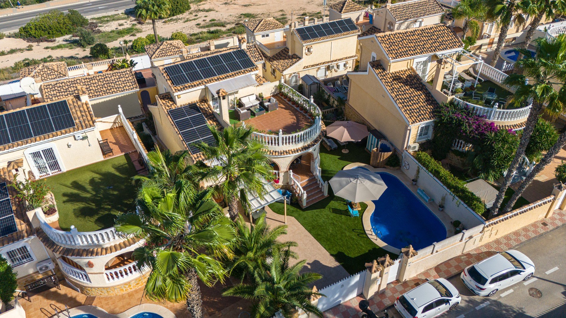 Resale - Villa -
Santa Pola - Gran Alacant