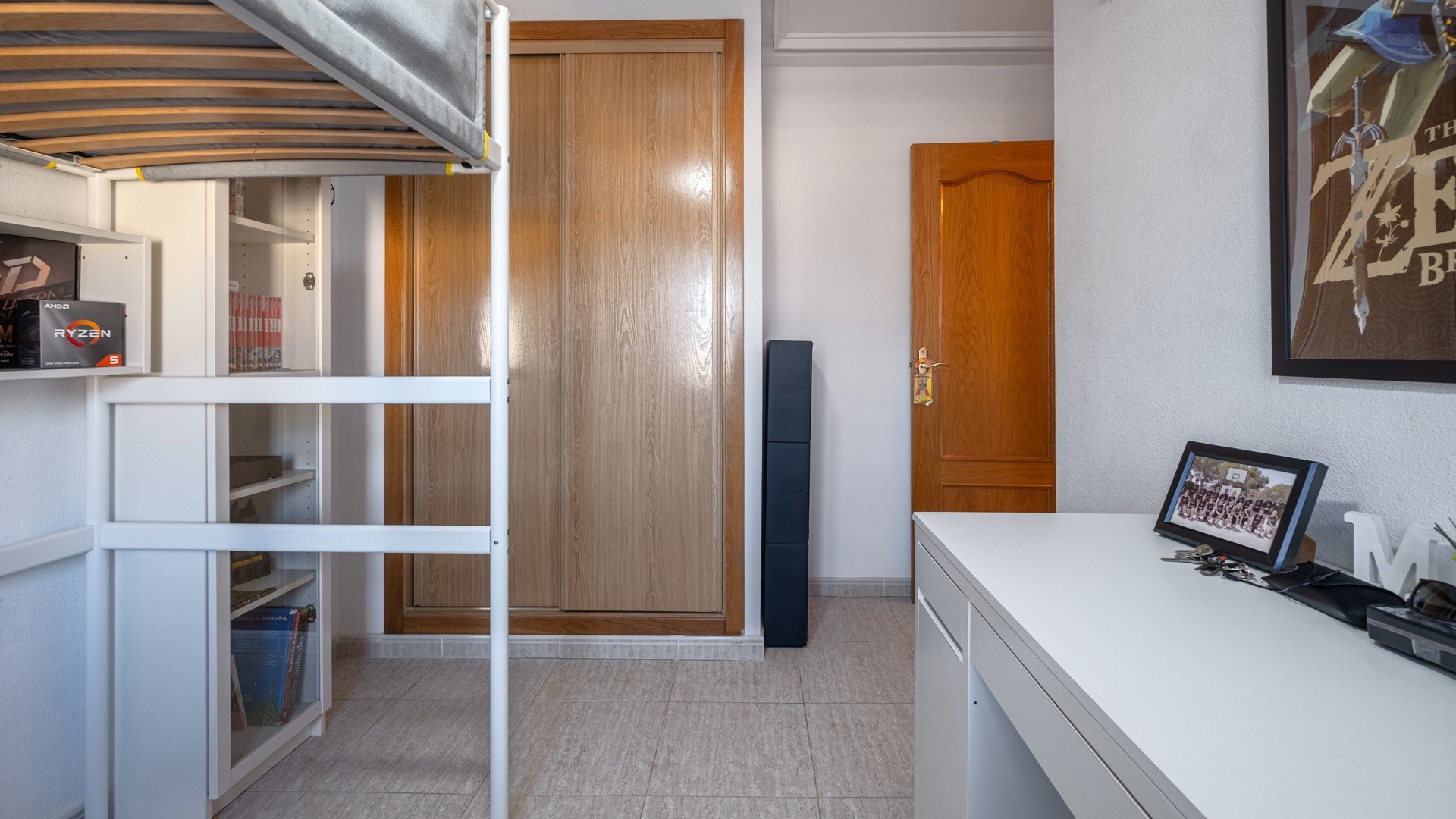 Resale - Villa -
Santa Pola - Gran Alacant