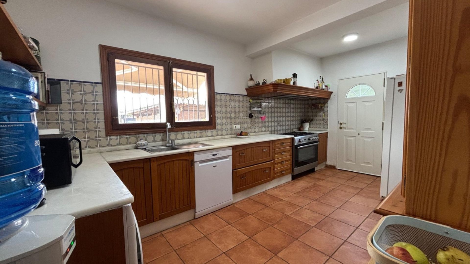 Resale - Villa -
Santa Pola