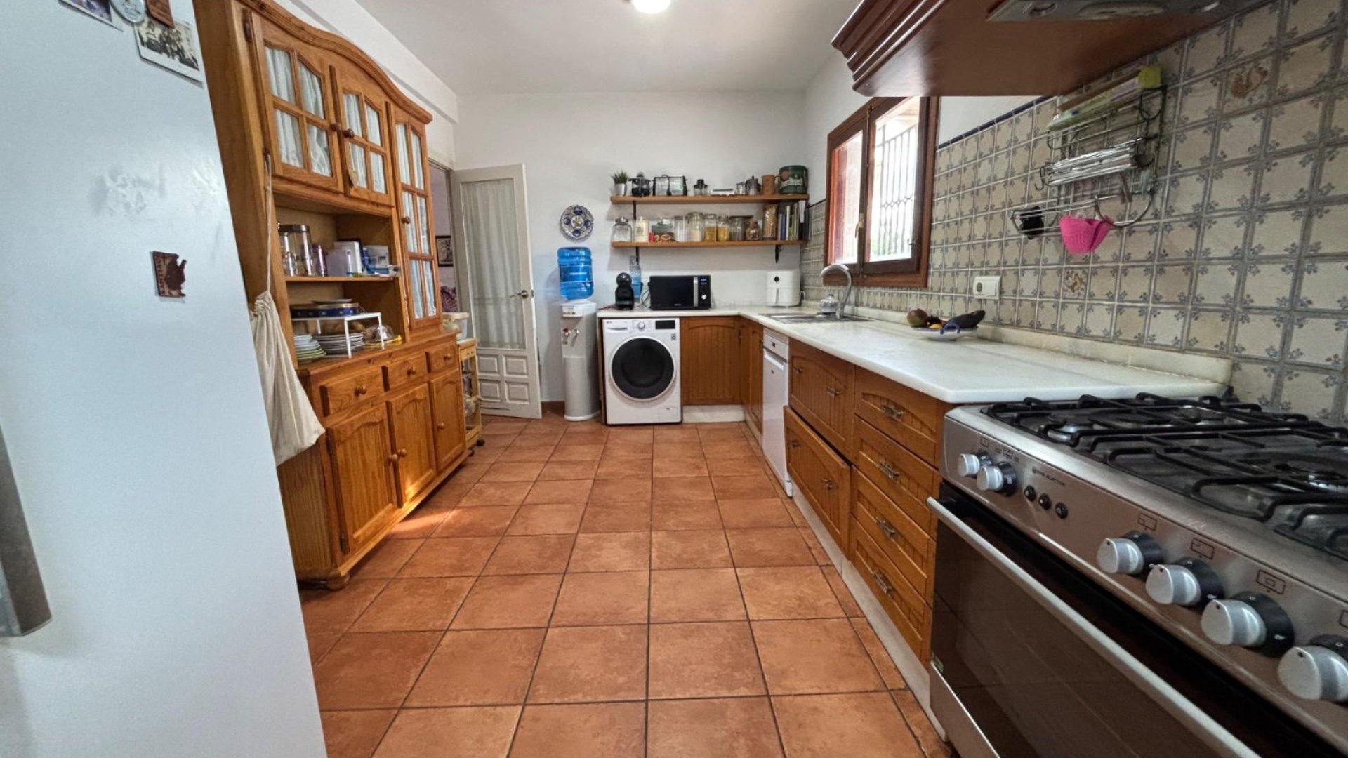 Resale - Villa -
Santa Pola