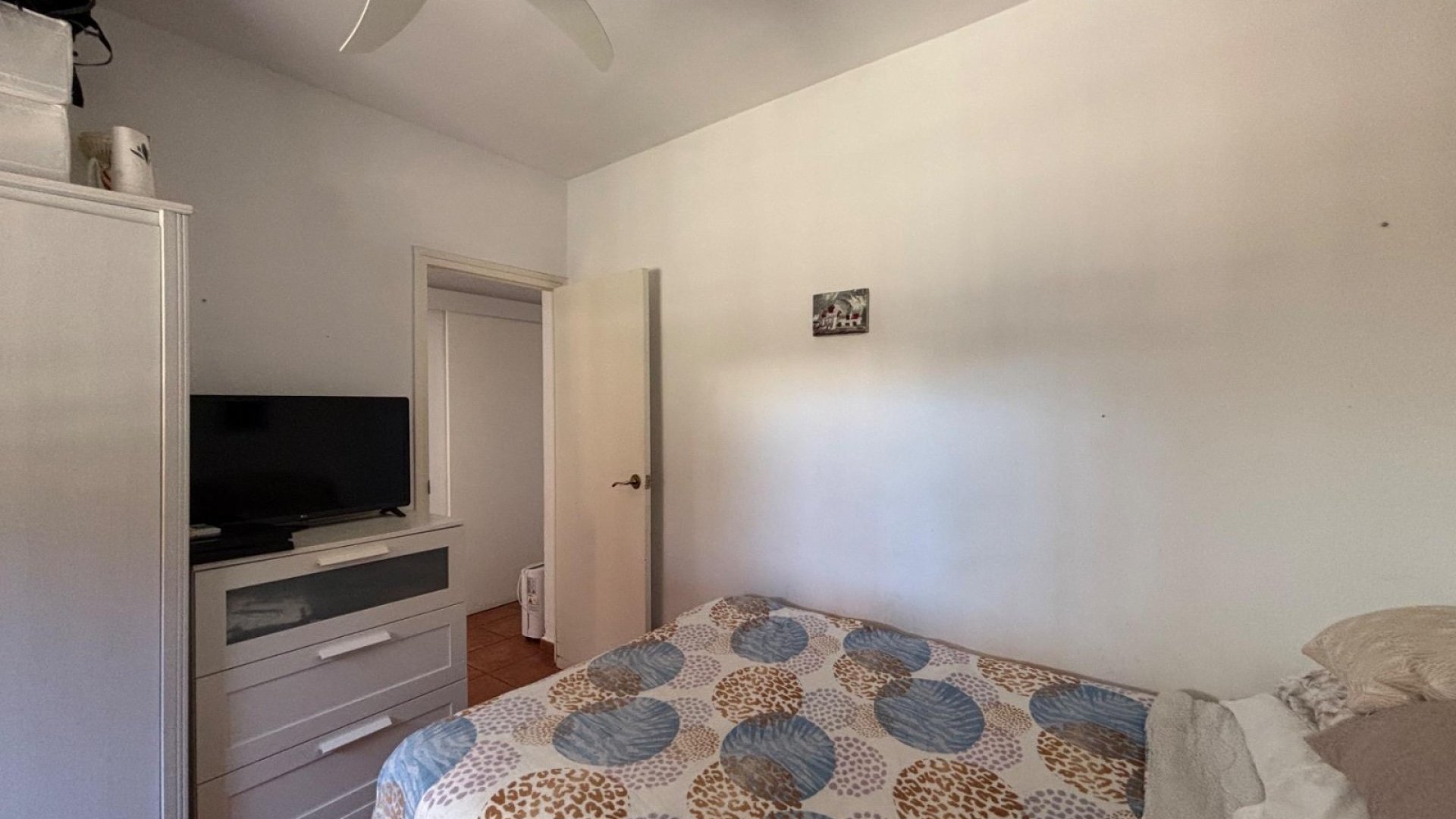 Resale - Villa -
Santa Pola