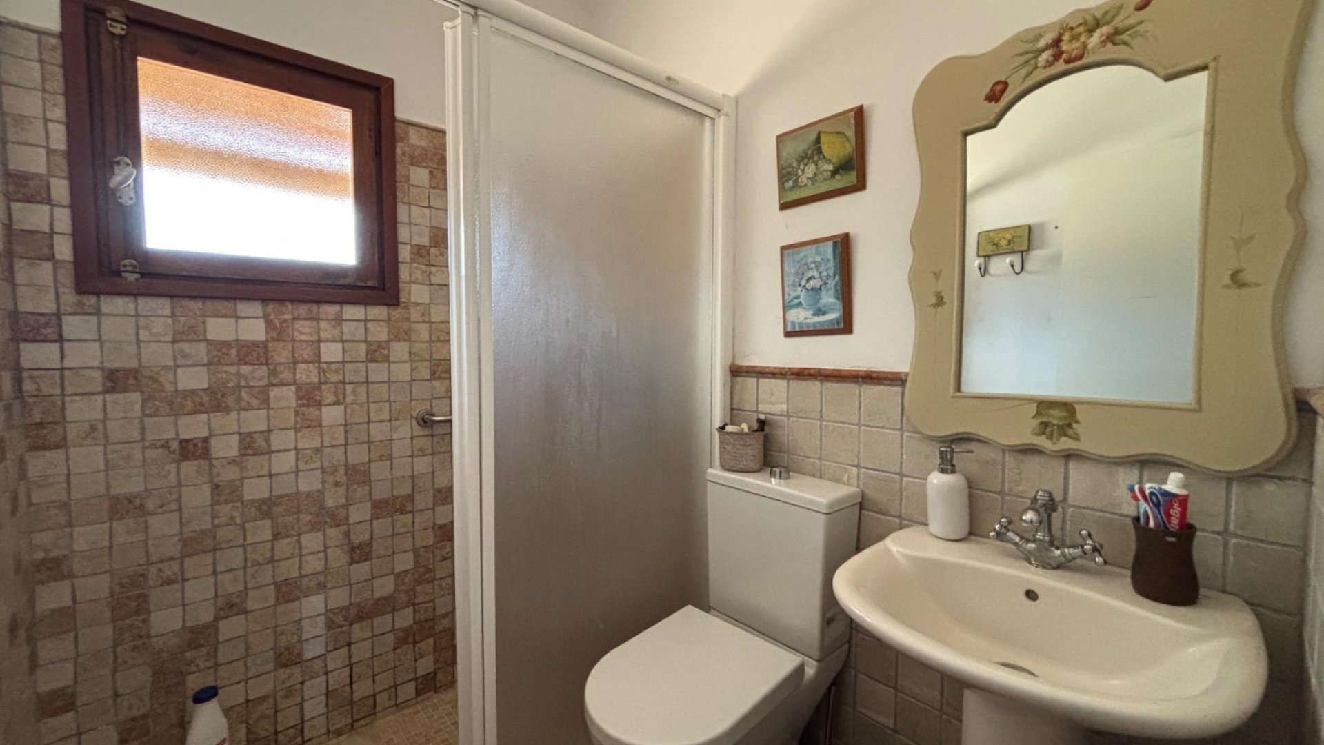 Resale - Villa -
Santa Pola