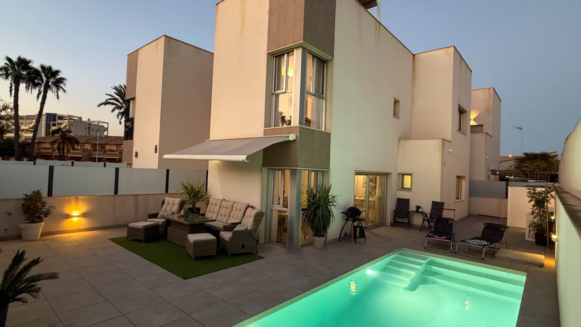 Resale - Villa -
Santiago de la Ribera - Zona De La Playa