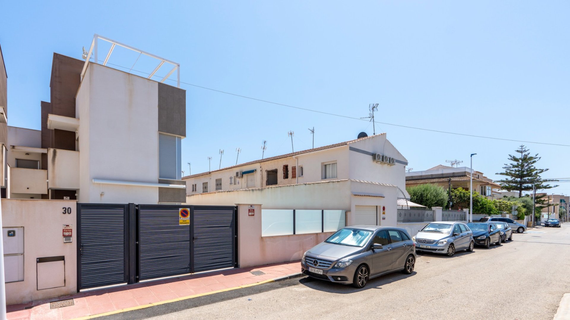 Resale - Villa -
Santiago de la Ribera - Zona De La Playa