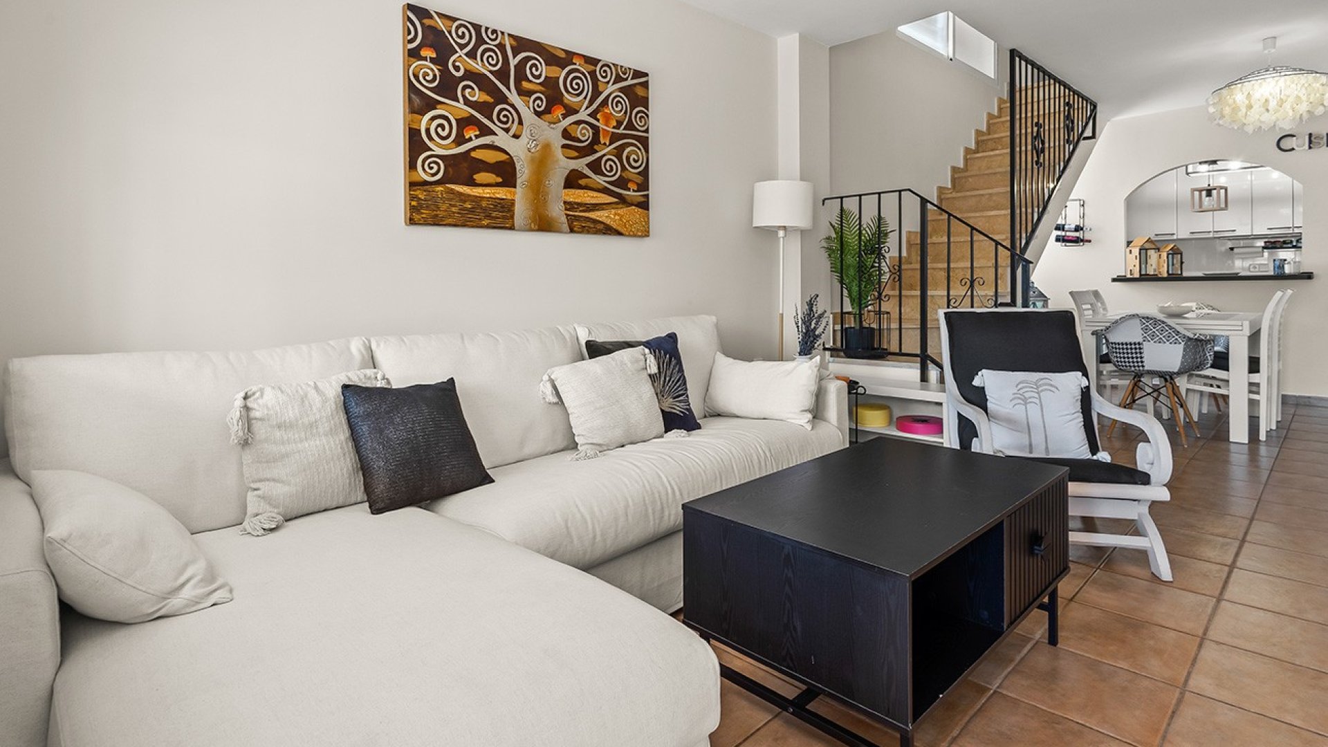 Resale - Villa -
Torre de la Horadada - Pueblo Latino