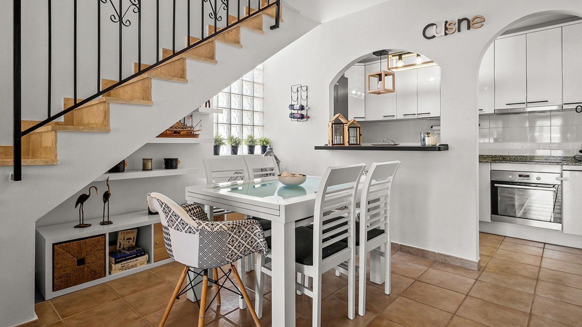 Resale - Villa -
Torre de la Horadada - Pueblo Latino