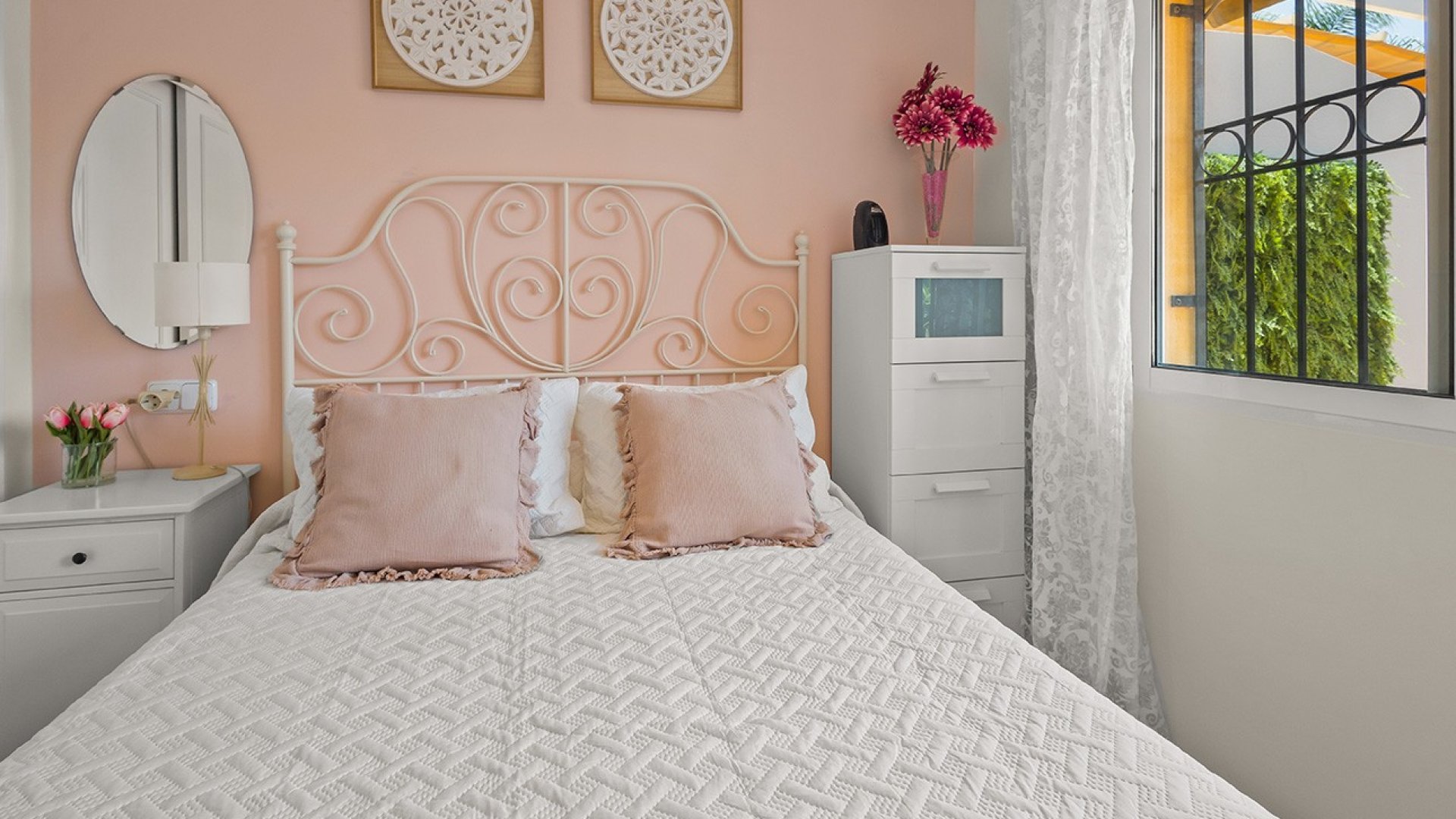 Resale - Villa -
Torre de la Horadada - Pueblo Latino