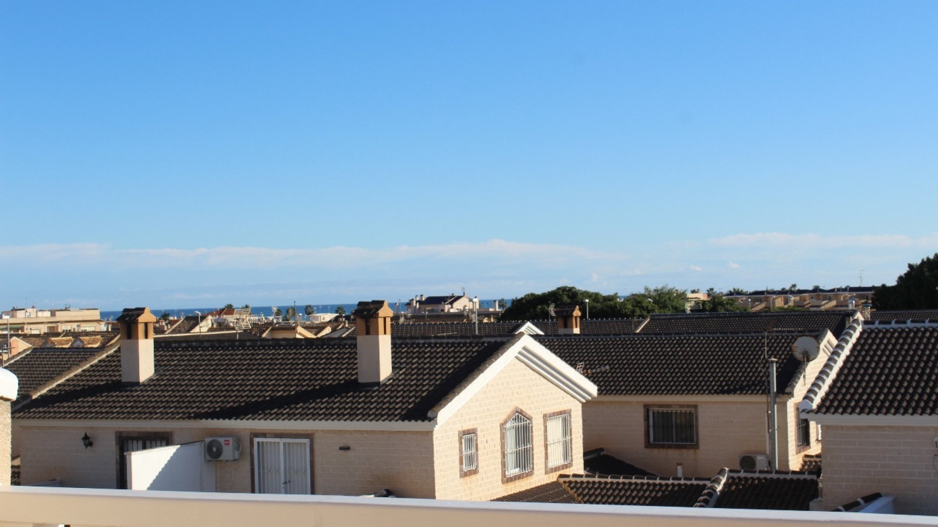 Resale - Villa -
Torre de la Horadada