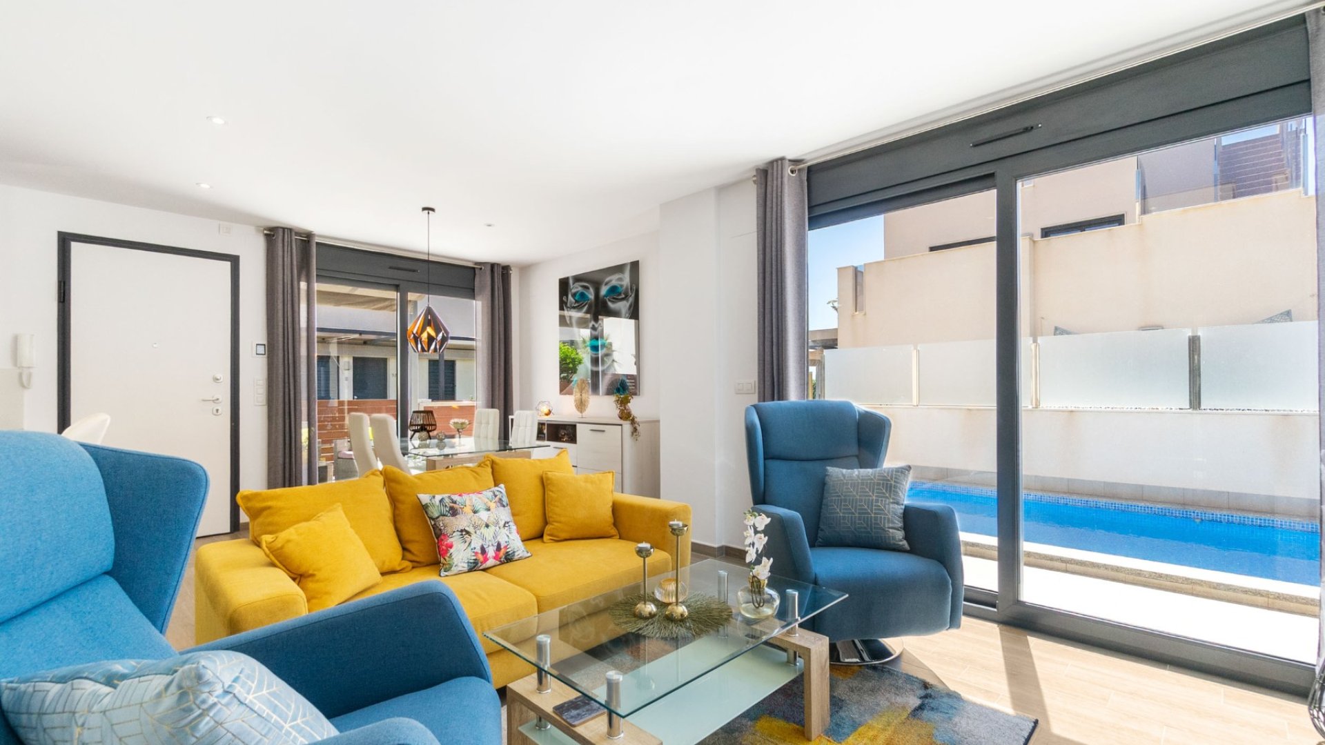 Resale - Villa -
Torrevieja - Aguas Nuevas