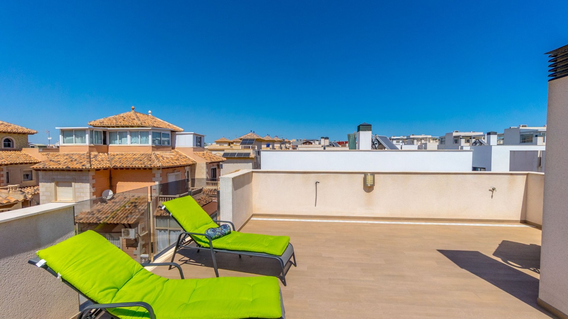 Resale - Villa -
Torrevieja - Aguas Nuevas