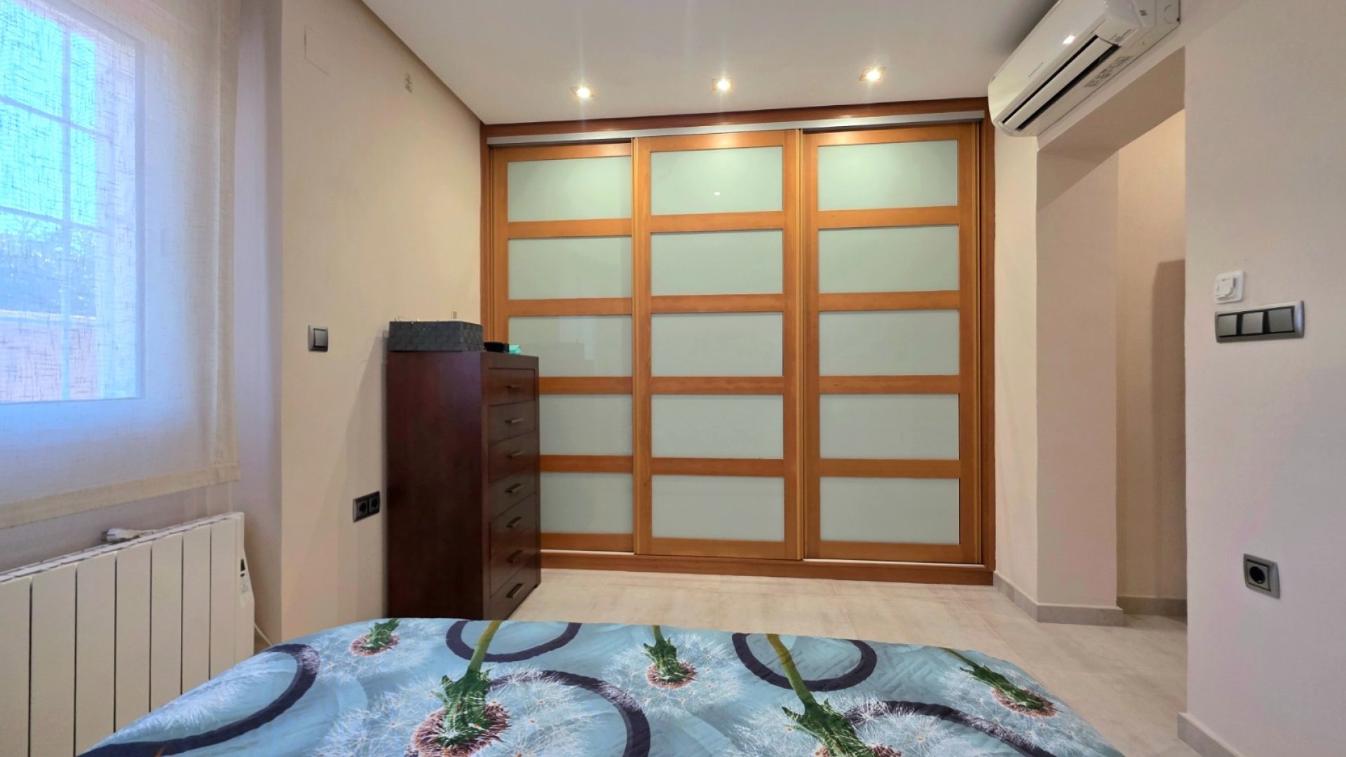 Resale - Villa -
Torrevieja - Cabo Cervera