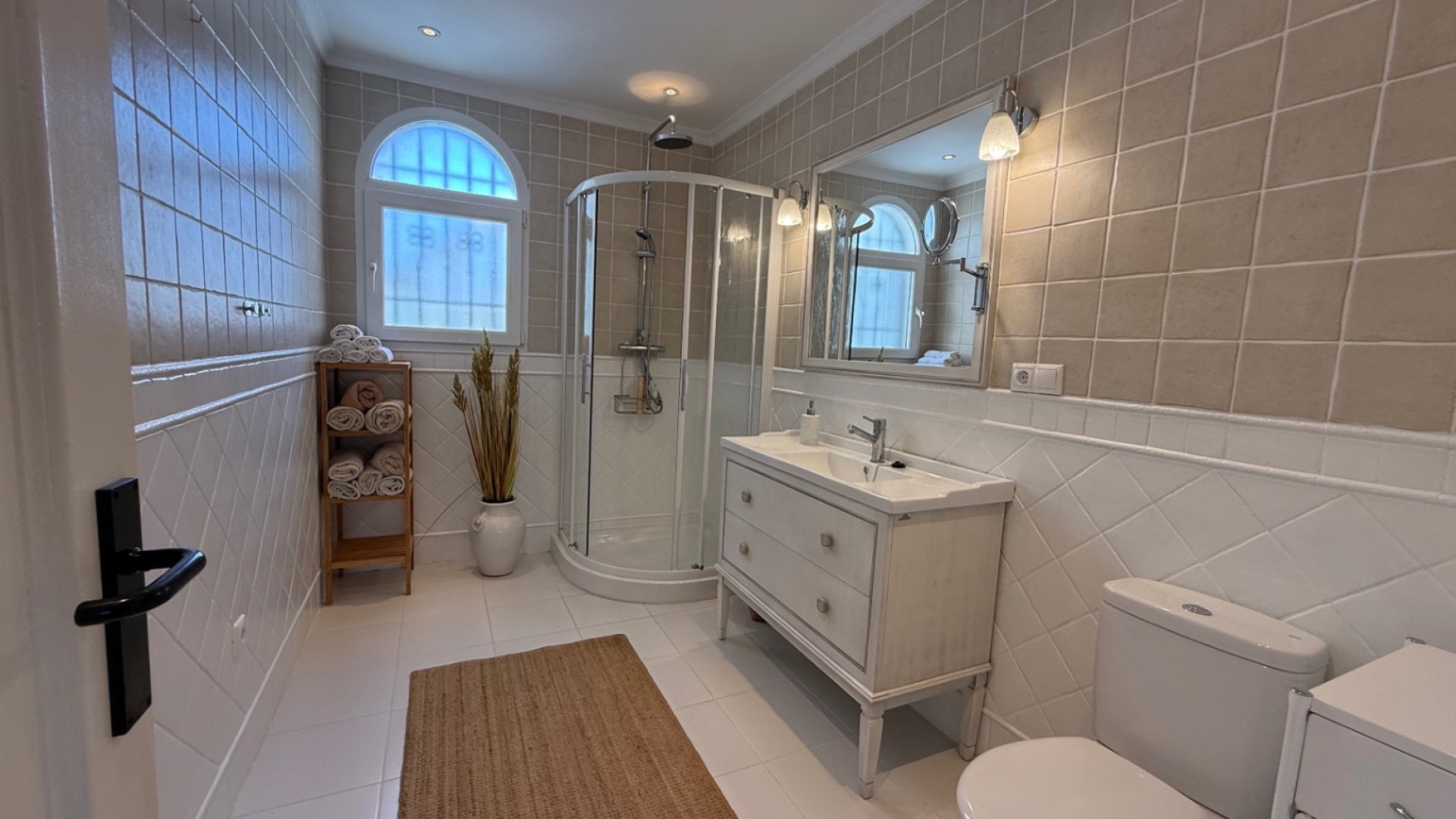 Resale - Villa -
Torrevieja - Costa Blanca