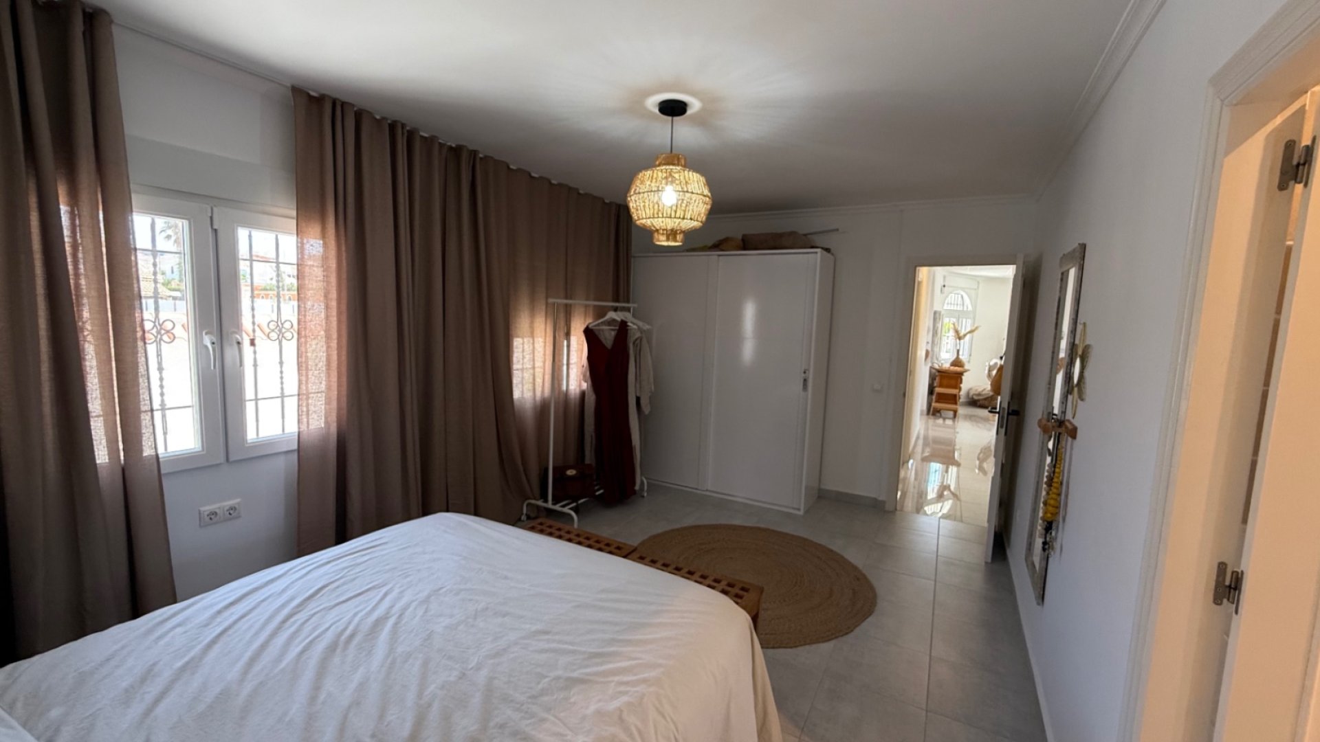 Resale - Villa -
Torrevieja - Costa Blanca
