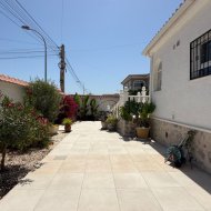 Resale - Villa -
Torrevieja - Costa Blanca
