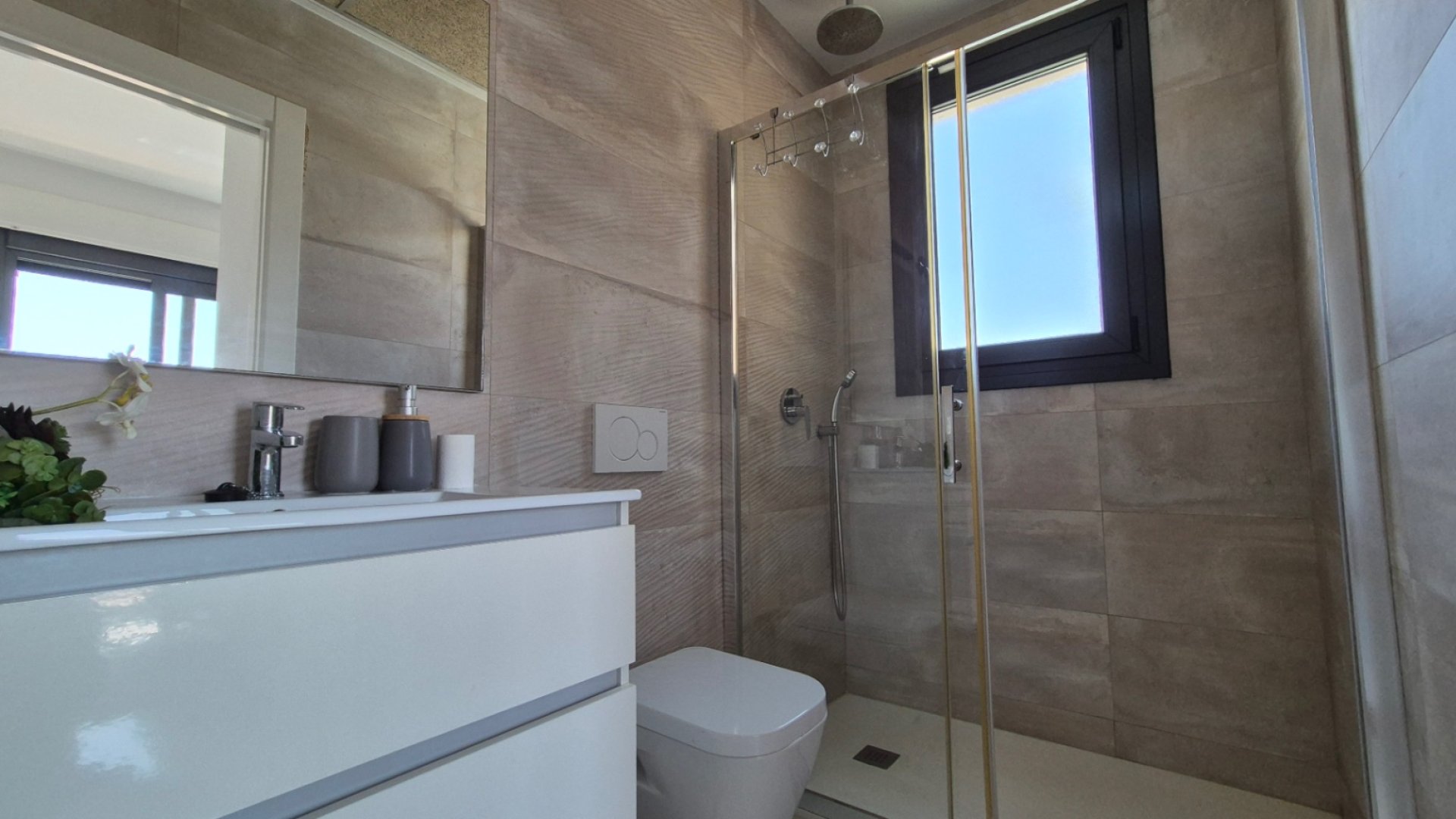 Resale - Villa -
Torrevieja - Costa Blanca