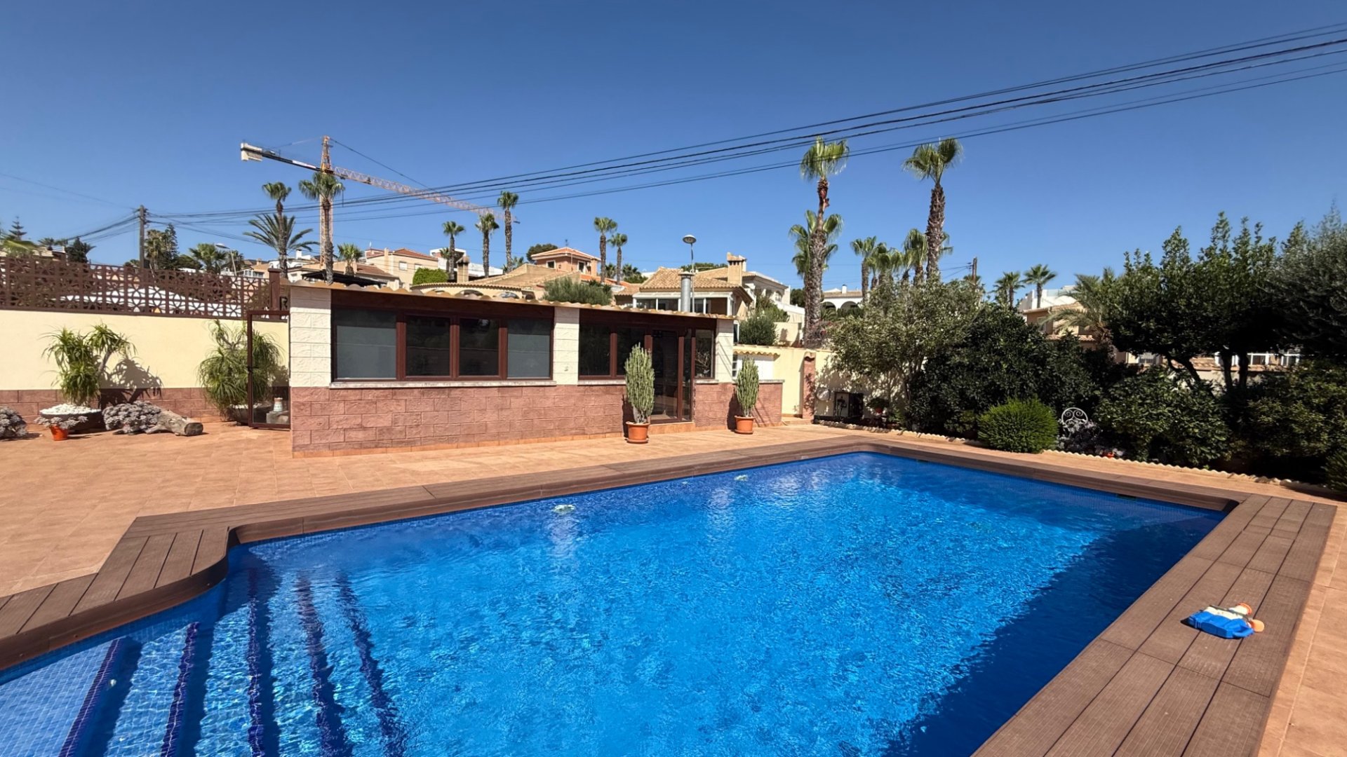 Resale - Villa -
Torrevieja - Costa Blanca