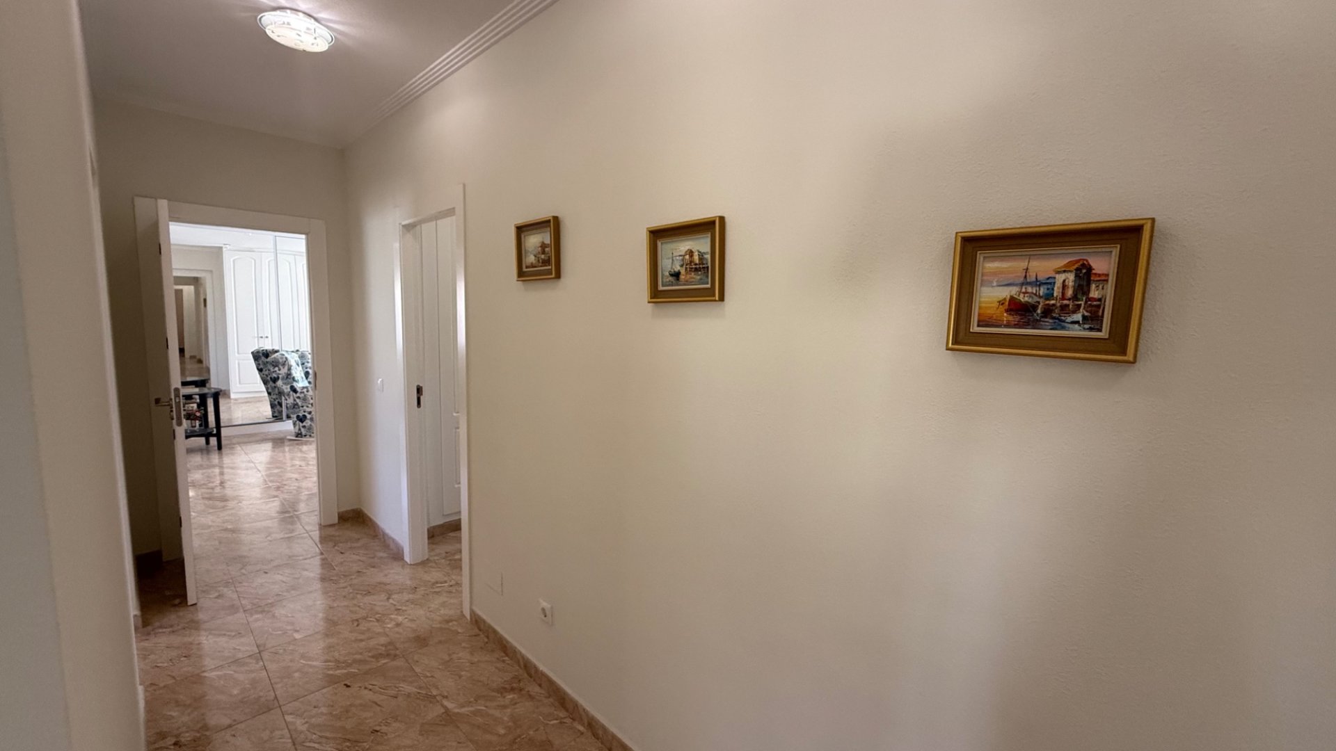 Resale - Villa -
Torrevieja - Costa Blanca