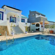 Resale - Villa -
Torrevieja - El Chaparral