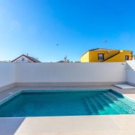 Resale - Villa -
Torrevieja - El Chaparral
