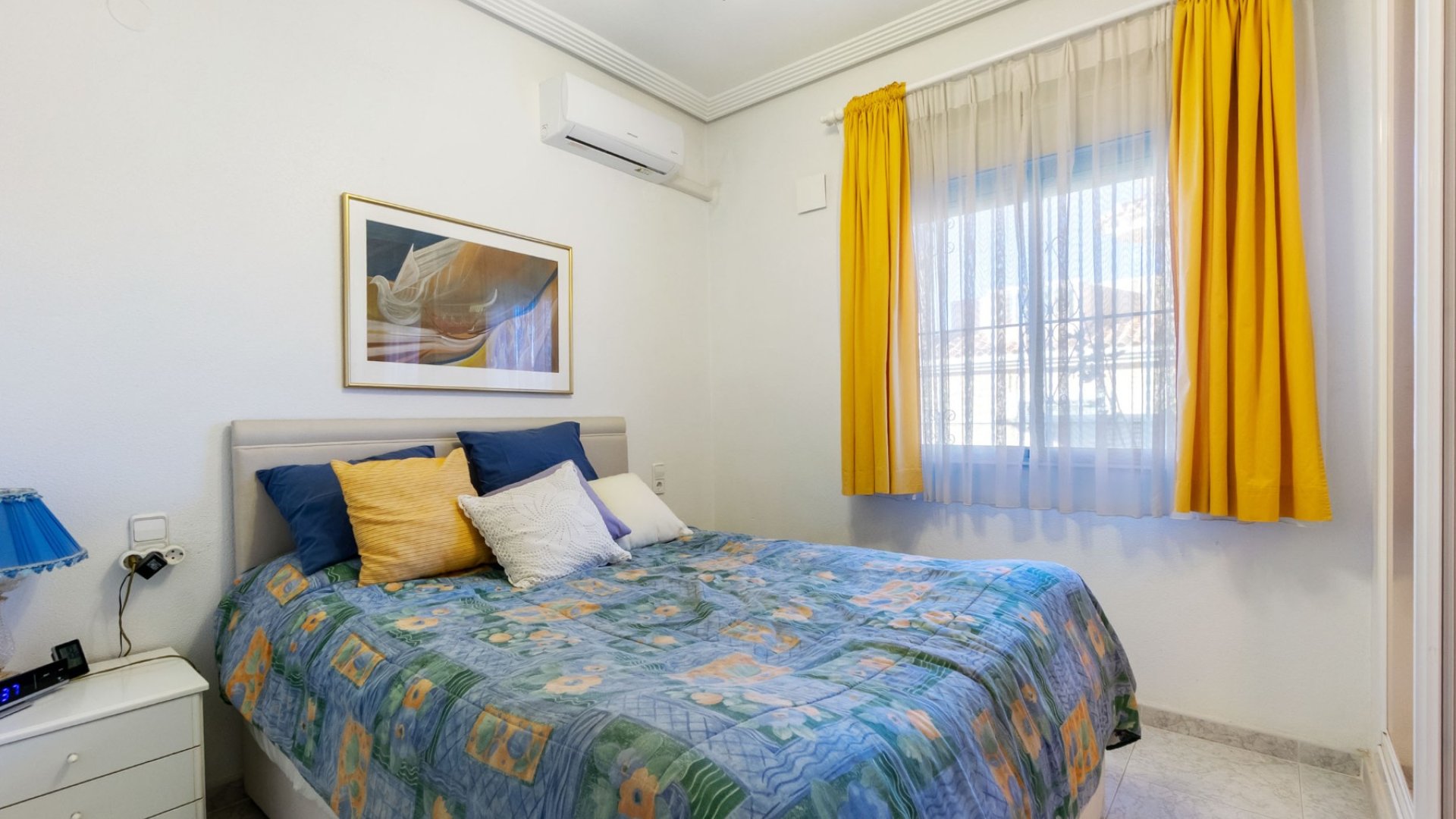 Resale - Villa -
Torrevieja - El Chaparral