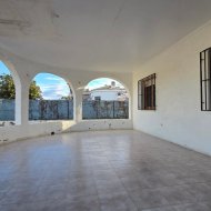 Resale - Villa -
Torrevieja - El Chaparral