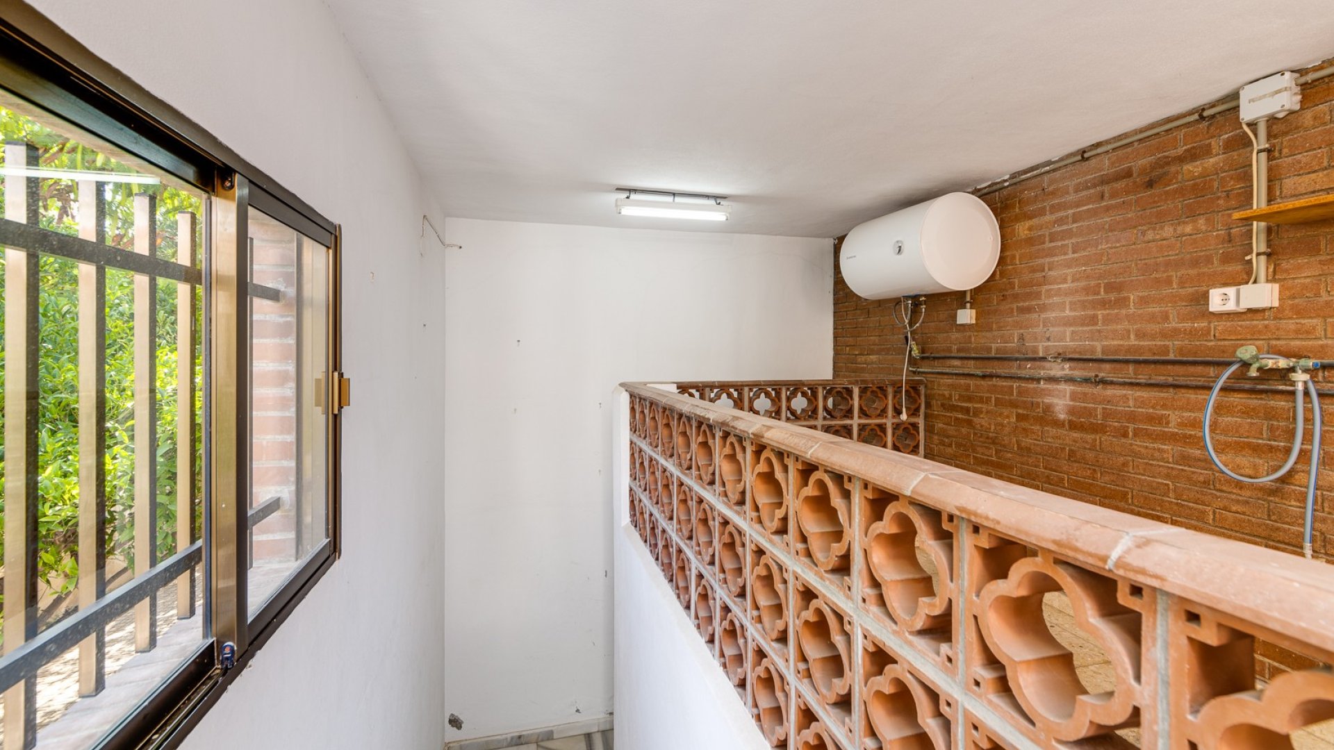 Resale - Villa -
Torrevieja - La Mata